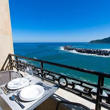 Ocean Views In The Center * San Sebastián